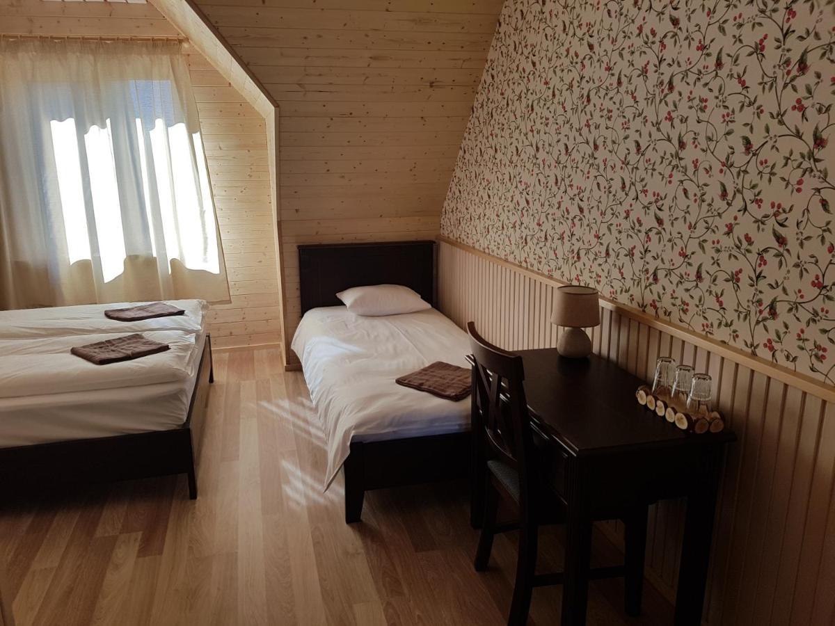 Risti Kodumajutus Appartement Lemsi Buitenkant foto