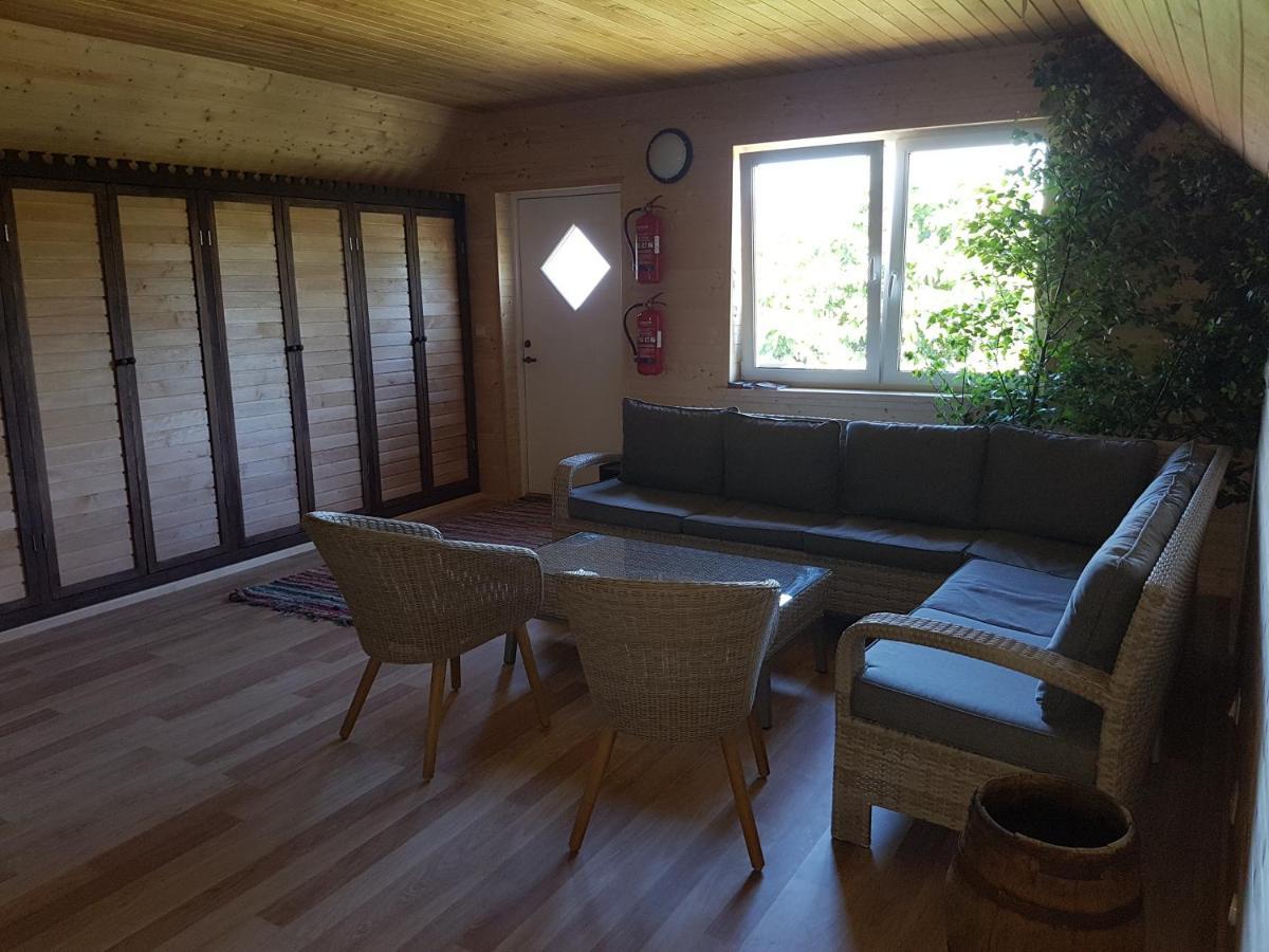 Risti Kodumajutus Appartement Lemsi Buitenkant foto