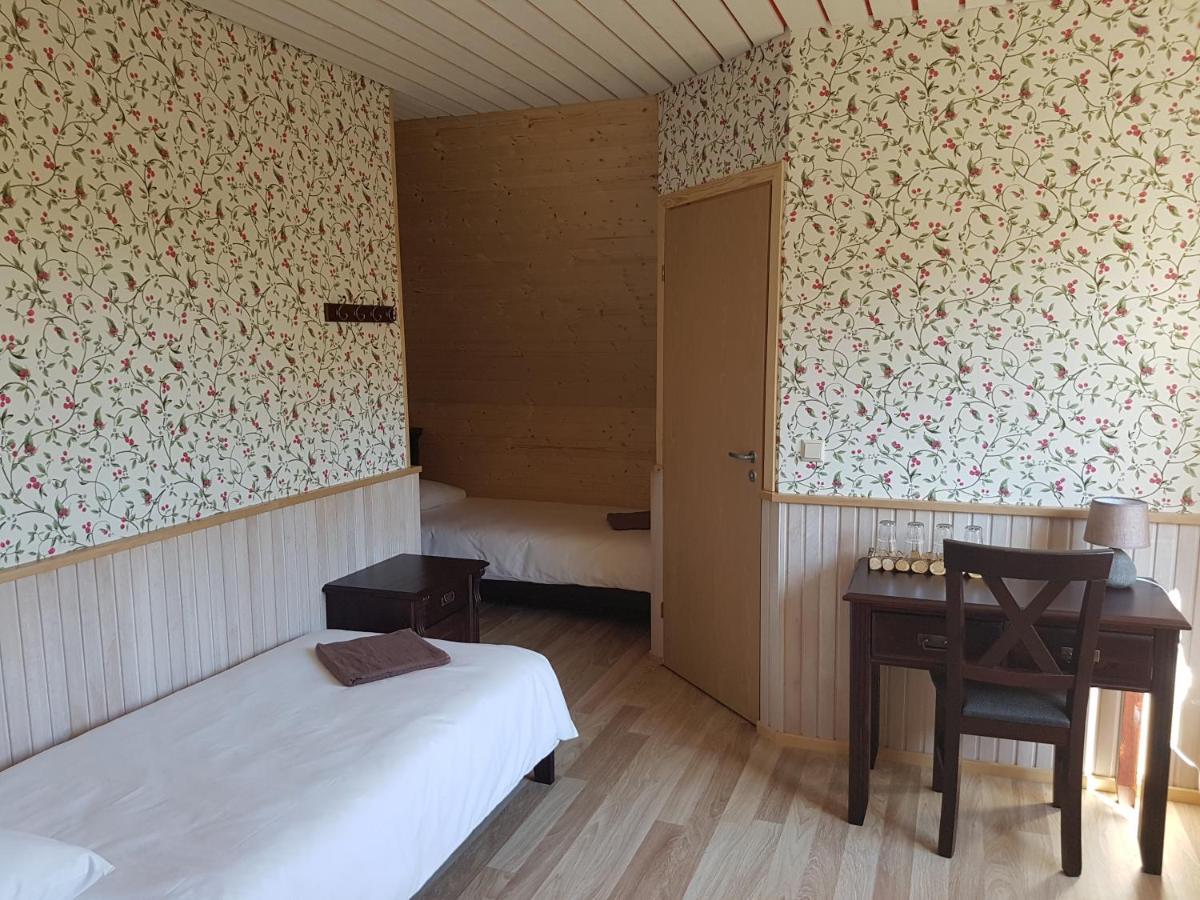 Risti Kodumajutus Appartement Lemsi Buitenkant foto