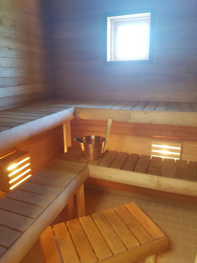 Risti Kodumajutus Appartement Lemsi Buitenkant foto