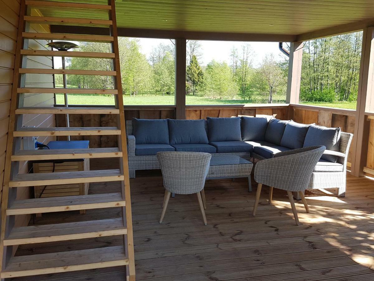Risti Kodumajutus Appartement Lemsi Buitenkant foto