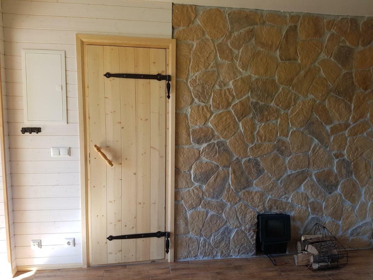 Risti Kodumajutus Appartement Lemsi Buitenkant foto