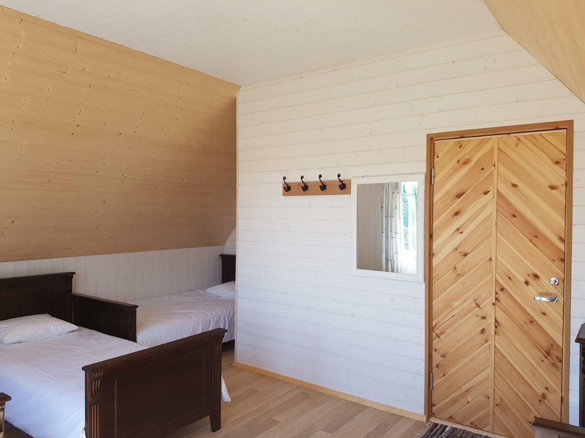 Risti Kodumajutus Appartement Lemsi Buitenkant foto